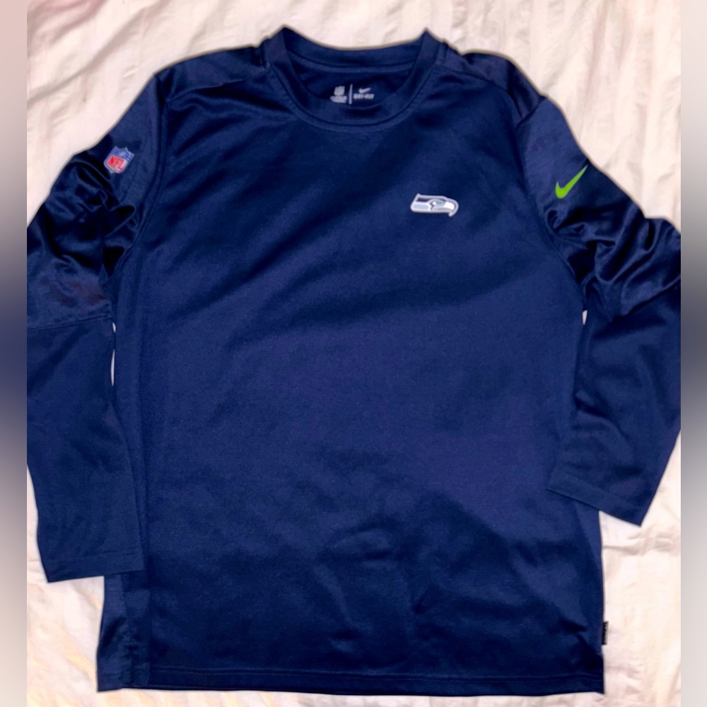 Seattle Seahawks Dri-fit Nike Sideline Athletic Performance LS Shirt. MENS (XXL)